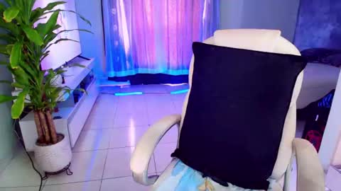 Liza Goth online show from July 18, 3:38 pm