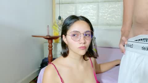 Snapshot of lizandjuan chatting on October 15, 12:22 am lizANDjuan online show from October 15, 12:22 am