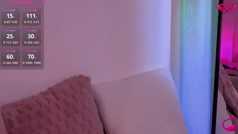 lizasunshine__ online show from June 26, 7:35 am