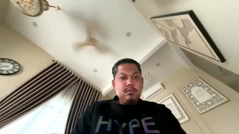 Snapshot of lizawati chatting on October 11, 10:47 am amysolo30 online show from October 11, 10:47 am