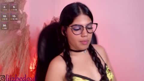 Snapshot of lizbedoutx chatting on October 23, 2:00 am lizbedoutx online show from October 23, 2:00 am