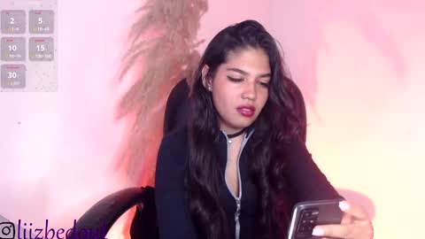 Snapshot of lizbedoutx chatting on November 16, 10:15 pm lizbedoutx online show from November 16, 10:15 pm