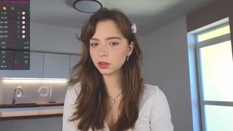 Hello there im Amelia Im new here Lets have fun online show from March 22, 3:10 am