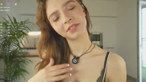 Hello there im Amelia Im new here Lets have fun online show from June 7, 3:21 am
