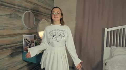 Lizbeth or Lizzy online show from December 12, 8:10 pm