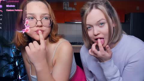 Lizbeth or Lizzy online show from December 21, 7:16 pm