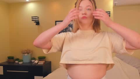 Lizbeth or Lizzy online show from January 24, 8:11 pm