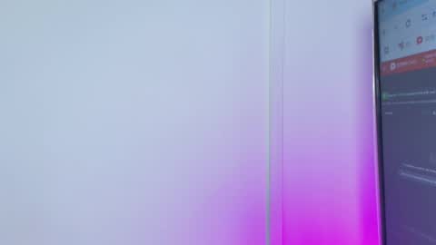 Lizz  online show from March 3, 12:05 pm