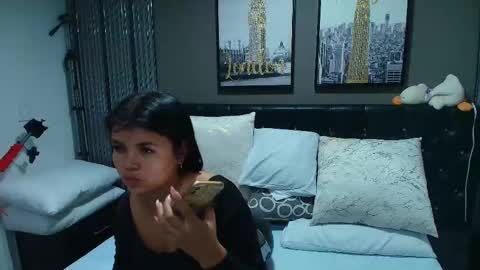 Lizz  online show from September 24, 11:24 am