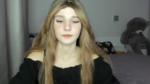 lizza_a online show from April 7, 7:58 pm