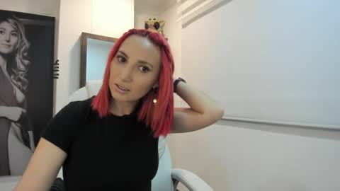 Snapshot of lizzdoux chatting on September 26, 1:53 am lizzdoux online show from September 26, 1:53 am