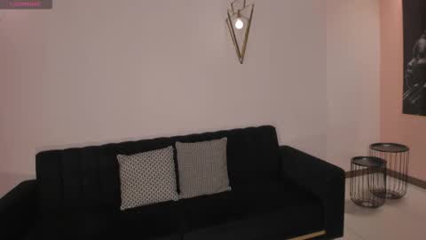 Lizzi  online show from January 15, 7:17 pm