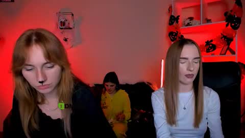 Snapshot of lizzie_boom chatting on October 21, 7:25 pm lizzie_boom online show from October 21, 7:25 pm