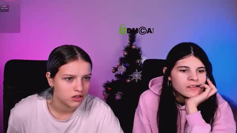 lizzie_boom online show from December 18, 8:04 pm