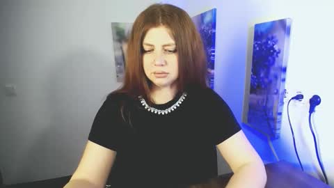 Lizzy3 online show from May 15, 9:05 am