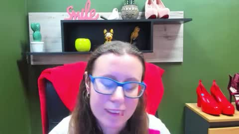 Lizzy online show from February 6, 7:56 am