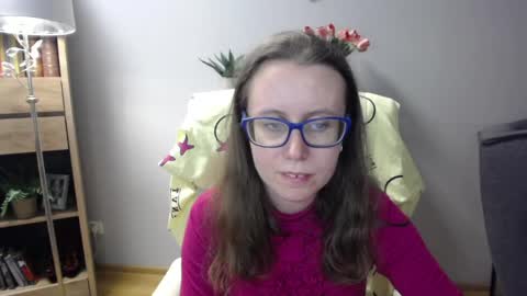 Lizzy online show from April 28, 4:28 am