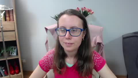 Lizzy online show from May 4, 6:20 am
