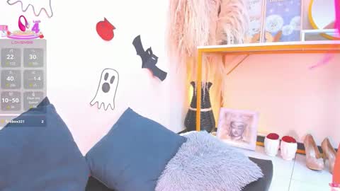 Lizzy  online show from October 12, 5:06 am