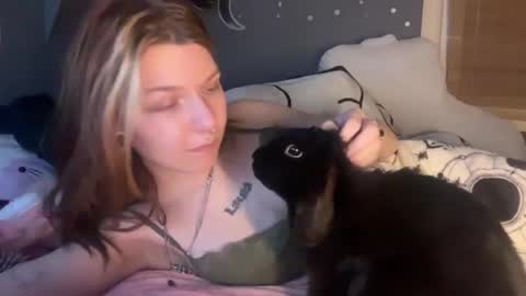 lizzybunny online show from January 22, 4:55 pm