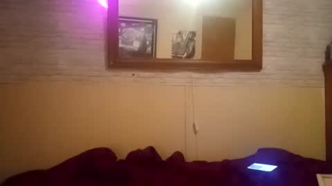 Snapshot of ljandcherry chatting on November 23, 5:18 am LjCherry online show from November 23, 5:18 am