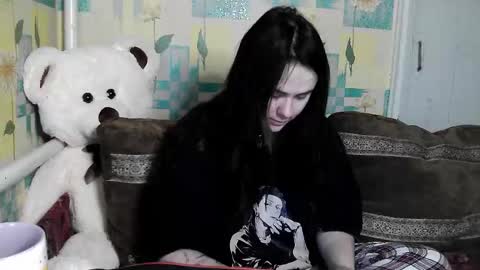 Snapshot of llevella chatting on October 25, 9:39 am Sevy online show from October 25, 9:39 am