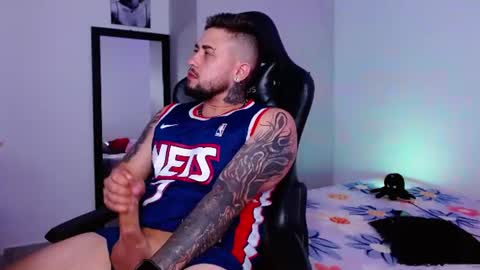 lliamm 2 online show from July 27, 5:36 am