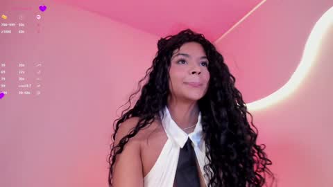 Snapshot of lm_kloeeh chatting on February 7, 12:09 am Kloe see you 28-11  to celebrate my birthday online show from February 7, 12:09 am