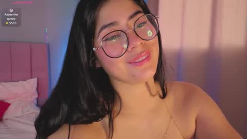 Snapshot of loaluxury chatting on November 21, 6:06 pm Pamela online show from November 21, 6:06 pm