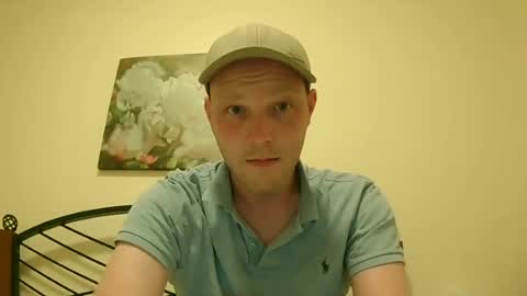 Snapshot of lobert96 chatting on June 23, 2:15 pm lobert96 online show from June 23, 2:15 pm