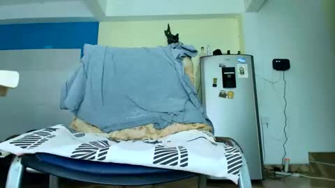 edwin online show from February 25, 8:18 pm