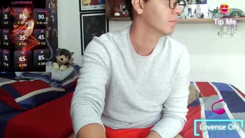 Lobo online show from September 13, 4:07 pm