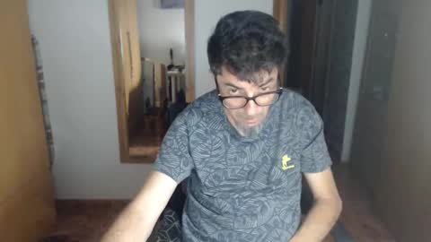 Snapshot of lobosolitario73 chatting on September 29, 2:27 am lobosolitario73 online show from September 29, 2:27 am