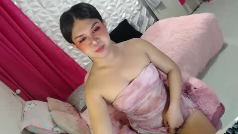 Thea online show from February 15, 9:16 am