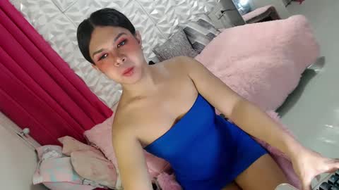 Thea online show from February 22, 1:44 am