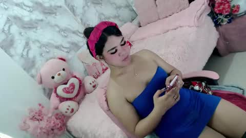 Thea online show from March 10, 9:03 am