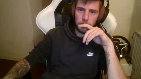 lobo online show from November 29, 3:20 am