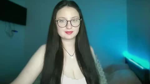 locaalis1 online show from October 11, 2:59 pm