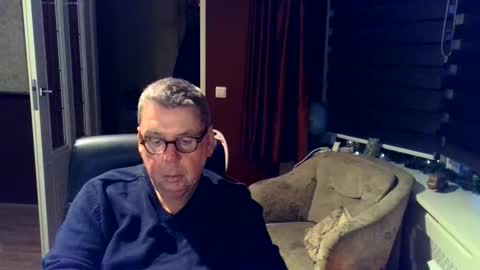 Snapshot of loebet chatting on December 19, 4:03 pm Loebet online show from December 19, 4:03 pm