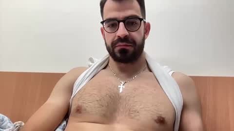 Snapshot of lofas12345 chatting on December 18, 3:55 pm lofas12345 online show from December 18, 3:55 pm