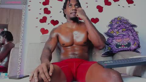 Snapshot of logan_drakex chatting on June 4, 12:38 am LOGAN DRAKE online show from June 4, 12:38 am