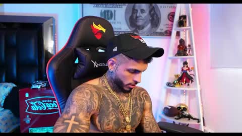 Snapshot of logan_hugh8 chatting on February 28, 1:58 pm logan_hugh8 online show from February 28, 1:58 pm