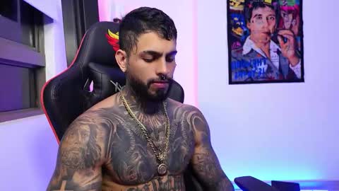 Snapshot of logan_hugh8 chatting on November 15, 3:48 am logan_hugh8 online show from November 15, 3:48 am