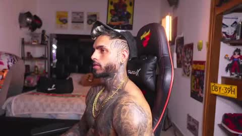 logan_hugh8 online show from June 4, 12:44 pm