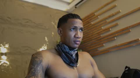 logan_varela online show from February 2, 12:37 pm