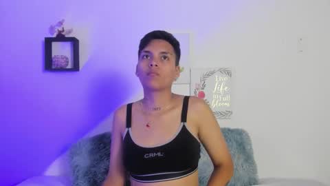 logan_wilde online show from September 30, 6:57 pm