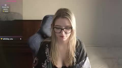 Logan and Katana online show from March 17, 12:19 pm