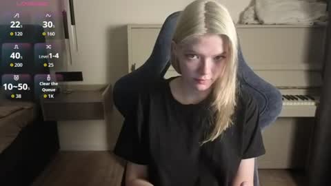 Logan and Katana online show from July 20, 5:59 pm