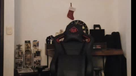 Snapshot of logannick chatting on January 30, 8:54 am Logan online show from January 30, 8:54 am