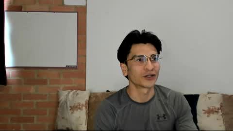 Snapshot of logannick chatting on May 25, 4:24 pm Logan online show from May 25, 4:24 pm